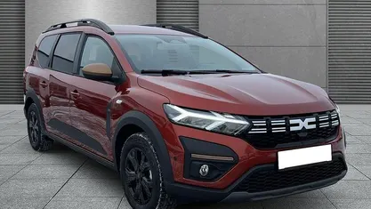 Gebraucht 2025 Dacia Jogger Extreme Van / Kleinbus | 25.440 € (Fairer Preis)