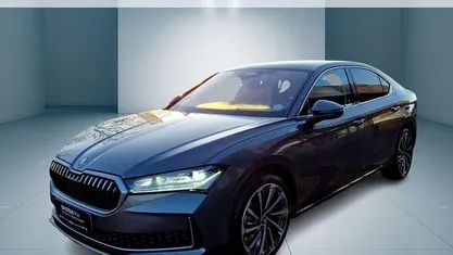 Gebraucht Skoda Superb LAURIN & KLEMENT 150 PS (110 kW) 2025 Graphitegrau metallic Limousine