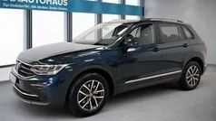 Blau Gebraucht 2022 VW Tiguan Life SUV | 29.780 € (Fairer Preis)
