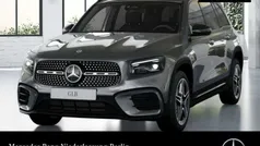 Mercedes GLB220