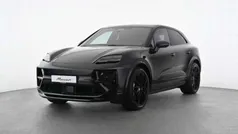 Gebraucht 2024 Porsche Macan Turbo SUV | 114.900 € (Fairer Preis)