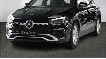 Gebraucht Mercedes GLA200 Advanced 163 PS (119 kW) 2024 Unilack nachtschwarz SUV