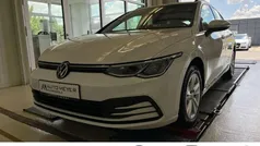 Gebraucht 2023 VW Golf VIII Life Kombi | 23.480 € (Fairer Preis)