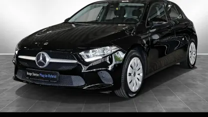 Gebraucht Mercedes A250 160 PS (117 kW) 2021 Unilack nachtschwarz Limousine
