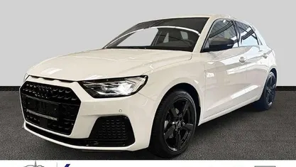 Weiß Gebraucht 2025 Audi A1 Sportback Advanced Kleinwagen | 23.900 € (Guter Preis)
