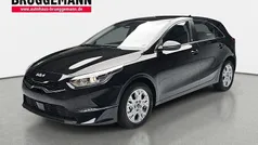 Grau Neu 2025 Kia Ceed Limousine | 25.490 € (Fairer Preis)