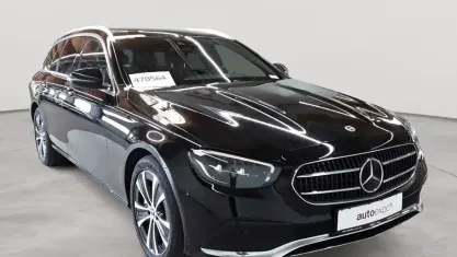 Gebraucht Mercedes E300 194 PS (142 kW) 2022 Schwarz Kombi