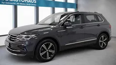 Grau Gebraucht 2023 VW Tiguan Elegance SUV | 32.680 € (Guter Preis)
