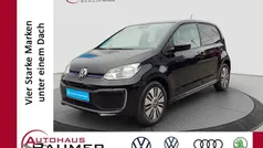 Deep black perleffekt (metallic) Gebraucht 2022 VW e-up! Move Kleinwagen | 15.500 € (Fairer Preis)