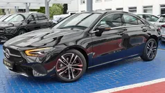 Metalliclack kosmosschwarz Gebraucht 2024 Mercedes CLA180 Limousine | 36.980 € (Teuer)