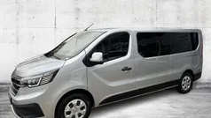 Grau Gebraucht 2024 Renault Trafic Life Van | 34.880 € (Guter Preis)