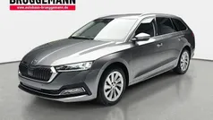 Grau Gebraucht 2024 Skoda Octavia Ambition Kombi | 26.890 € (Guter Preis)