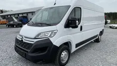 Lackierung weiss icy/deckende Gebraucht 2023 Citroën Jumper Van / Kleinbus | 30.990 € (Fairer Preis)
