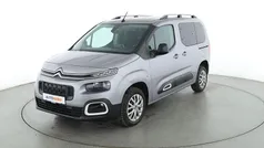 Grau Gebraucht 2023 Citroën Berlingo Feel Van / Kleinbus | 20.950 € (Fairer Preis)