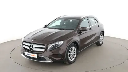 Gebraucht Mercedes GLA180 Urban 122 PS (89 kW) 2016 Braun SUV