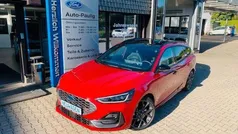 Gebraucht 2011 Ford Focus Titanium Limousine | 39.890 €