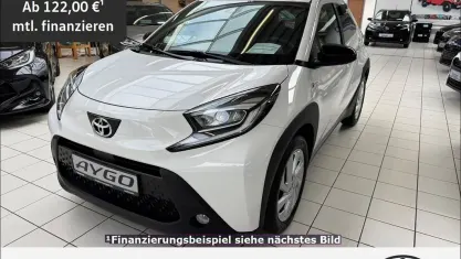 Gebraucht Toyota Aygo X 72 PS (52 kW) 2024 Schneeweiß SUV