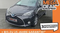 Gebraucht 2016 Toyota Yaris Hybrid Comfort Limousine | 9.980 € (Fairer Preis)