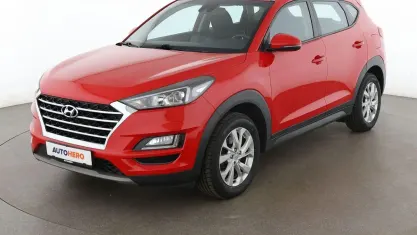 Gebraucht Hyundai Tucson Trend 177 PS (130 kW) 2019 Rot SUV