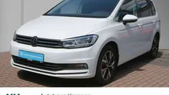 Gebraucht 2023 VW Touran Highline Van / Kleinbus | 30.450 € (Guter Preis)