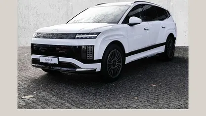 Gebraucht 2025 Hyundai Ioniq 9 SUV | 79.490 € (Fairer Preis)