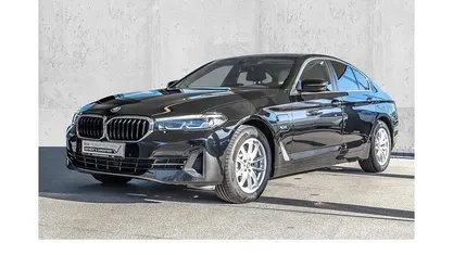 Gebraucht BMW 530e Sport Line 292 PS (214 kW) 2022 Schwarz Limousine