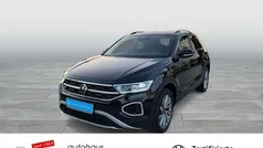 Deep black perleffekt Gebraucht 2023 VW T-Roc Move SUV | 24.950 € (Fairer Preis)