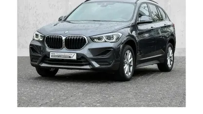 Używany BMW X1 Advantage 136 KM (100 kW) 2022 Szary SUV
