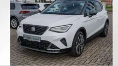 Nevada weiß metallic Gebraucht 2024 Seat Arona FR SUV | 21.440 € (Fairer Preis)
