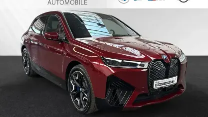 Gebraucht BMW iX Sport Line 239 kW (326 PS) 2023 Aventurinrot iii metallic SUV