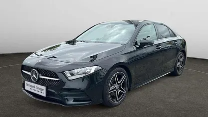 Schwarz Gebraucht 2021 Mercedes A180 AMG line Limousine | 27.980 € (Fairer Preis)