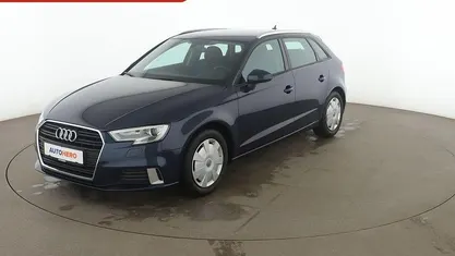 Gebraucht Audi A3 Sport 116 PS (85 kW) 2017 Blau Limousine