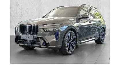 Gebraucht BMW X7 M Sport 340 PS (250 kW) 2025 SUV