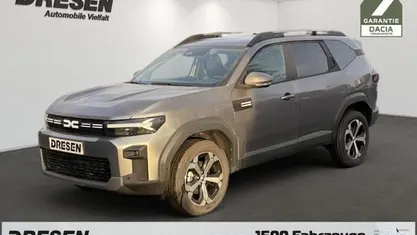 Grau Neu 2025 Dacia Bigster Journey SUV | 30.235 € (Fairer Preis)