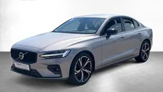 Silber Gebraucht 2023 Volvo S60 Plus Limousine | 34.490 € (Fairer Preis)