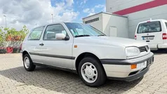 Silber Gebraucht 1993 VW Golf Coupé | 2.980 €