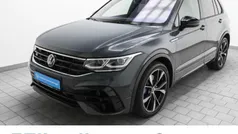 Grau Gebraucht 2023 VW Tiguan R SUV | 46.830 € (Fairer Preis)