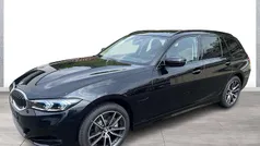 Gebraucht 2025 BMW 330e M Sport Kombi | 56.290 €