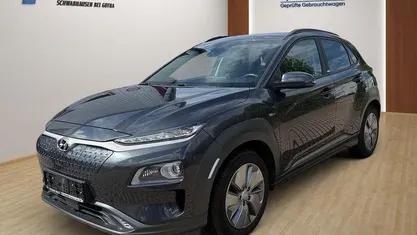 Gebraucht Hyundai Kona Style 160 kW (218 PS) 2020 Schwarz SUV