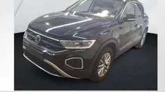 Gebraucht 2025 VW T-Roc Life SUV | 22.440 € (Fairer Preis)