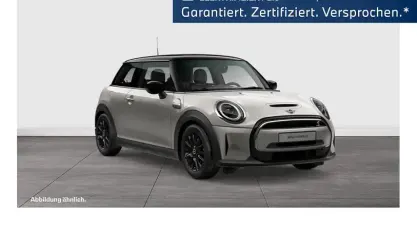 Gebraucht Mini Cooper SE Classic 135 kW (184 PS) 2023 Weiß Kleinwagen