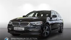 Black sapphire metallic Gebraucht 2020 BMW 520 Kombi | 23.900 € (Fairer Preis)