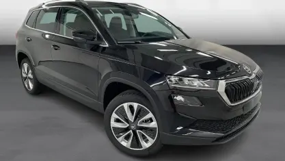 Neu Skoda Karoq SportLine 150 PS (110 kW) 2026 Schwarz SUV