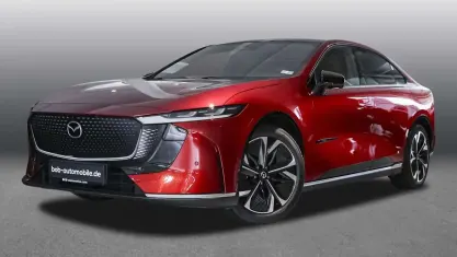 Neu Mazda 6e Takumi-Line 189 kW (258 PS) 2026 Soul red crystal (rot) Limousine