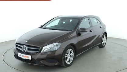 Braun Gebraucht 2014 Mercedes A180 Limousine | 15.320 € (Fairer Preis)