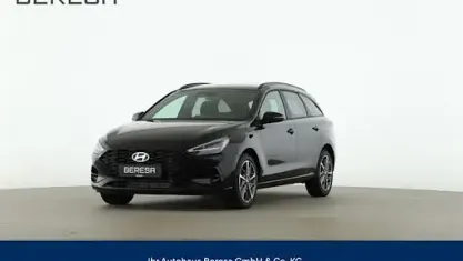 Używany Hyundai i30 Advantage 150 KM (110 kW) 2025 Czarny Kombi
