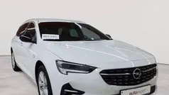 Jade weiß Gebraucht 2022 Opel Insignia Business Kombi | 13.990 € (Fairer Preis)