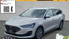 Moondust silver metallic Neu 2025 Ford Focus Titanium Limousine | 27.199 € (Superpreis)