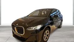 Schwarz Gebraucht 2024 BMW 218 Active Tourer Performance Van / Kleinbus | 39.590 € (Fairer Preis)