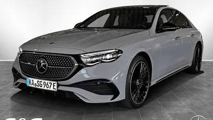 Gebraucht Mercedes E300 AMG 197 PS (144 kW) 2024 Manufaktur lack manufaktur alpin Limousine